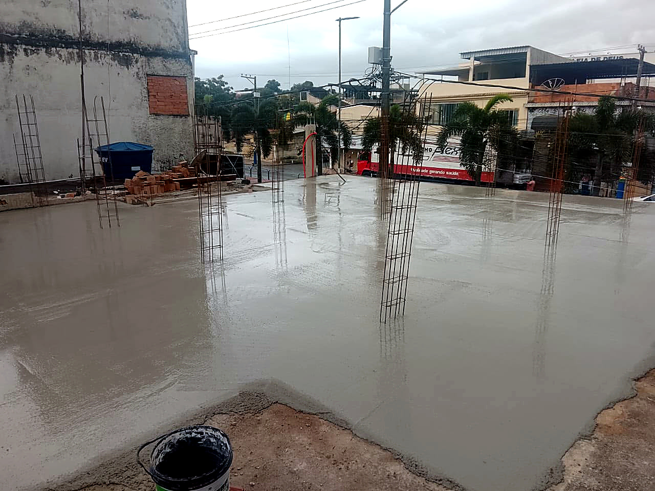 Laje concretada pela Zenon Concretos